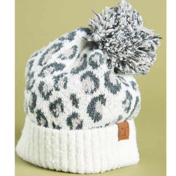 Altar’d State CC Knit Beanie MISSING POM - Picture 1 of 4